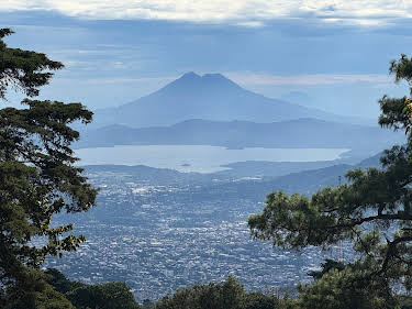 10:25: El Salvador – Von Kratern und Küsten | 3SAT | 4/7 2026