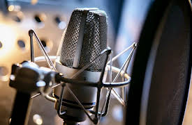 Writing Creative Nonfiction: Shaping Your Voice