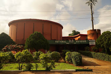 10:05: Afrikas neue Museen: Raubkunst in Benin City | 3SAT | 5/3 2026