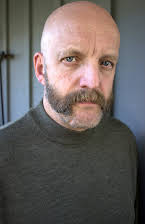 Jim Tavaré as Tom the Innkeeper