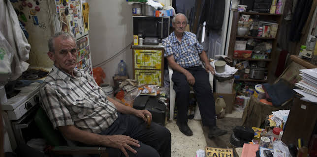 06:25: Hoarding: Buried Alive (S5 E13) (S5) | TLC | 11/25 2025