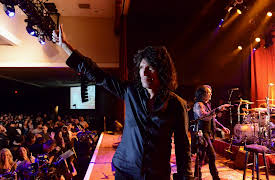 4th and Loud: Season 1: The Fall Guy