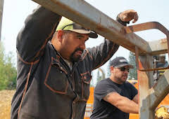 Gold Rush: Mine Rescue with Freddy & Juan