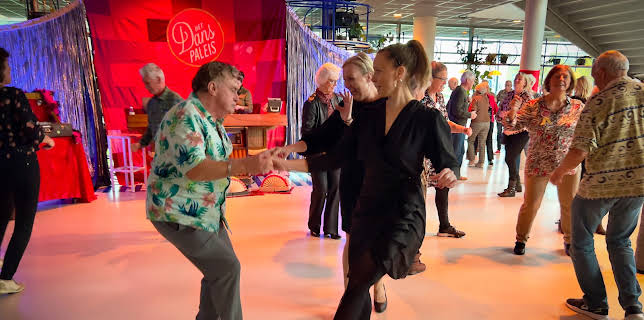 19:30: Null stjerner (S2 E6) (S2) | TVNorge | 2/7 2026