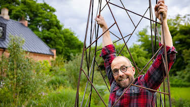 18:30: Søren Vesters hage: Tørke og klatrestativ | NRK 1 | 4/25 2026