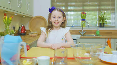12:00 PM: My World Kitchen (S2) | Cbeebies | 9/6 2026
