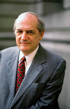 Steven Hill como 