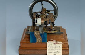 Experiencing America: A Smithsonian Tour through American History: User Friendly—Democratizing Technology