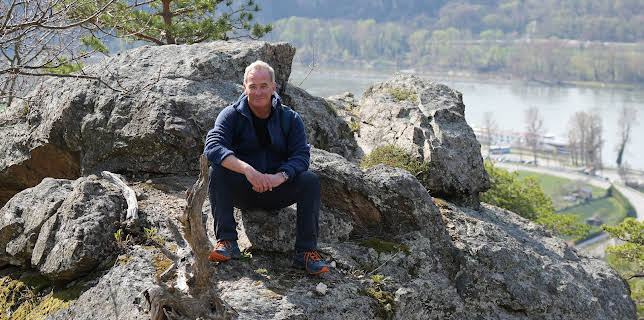 8:00 PM: Robson Green: World's Most Amazing Walks (S1 E2) (S1) | Yesterday | 11/9 2025