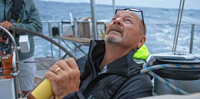 21:00: Över Atlanten (S10 E2) (S10) | Kanal 5 | 3/3 2026