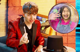 Magic Mayhem with Dan Rhodes by pocket.watch: Vanishing Act in the Dan Den!