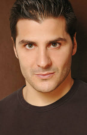 Alejandro Casaseca as 