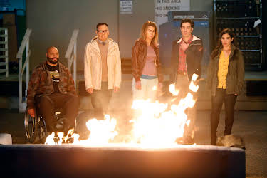 19:40: Superstore (S1 E5) (S1) | Viasat Series | 4/27 2026