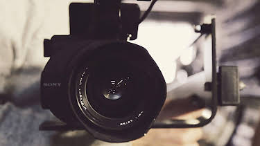 17:00: Bloomberg Tech | Bloomberg | 8/22 2025