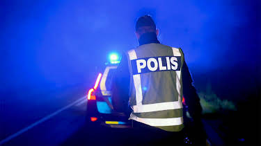 03:35: Södertäljepolisen (S1 E11) (S1) | Kanal 9 | 4/20 2026