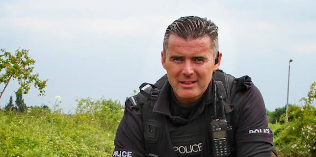 9:40 AM: Police Interceptors (S6 E3) (S6) | Paramount | 12/20 2025