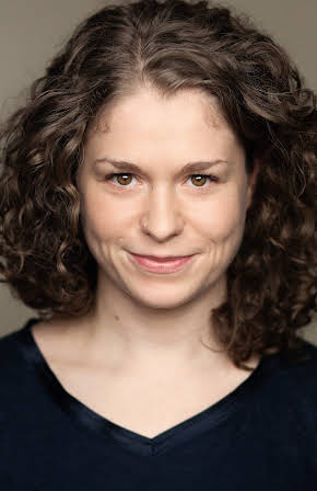 Jessica Baglow as Michelle