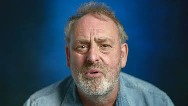 4:00 AM: Motorway: Hell on the Highway (S2 E10) (S2) | Paramount | 12/29 2025