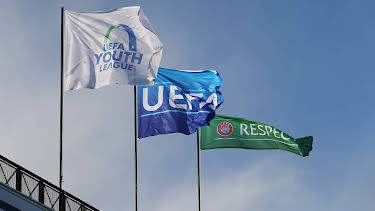 02:30: UEFA Youth League (T24/25): Estrella Roja - Benfica | M. Liga de Campeones | 6/26 2025