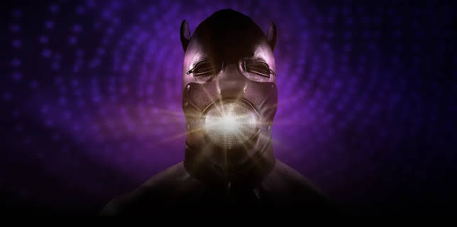 Into the Dark: Midnight Kiss (2020)