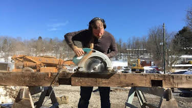 9:00 AM: Barnwood Builders (S2) | Discovery Channel | 6/23 2026