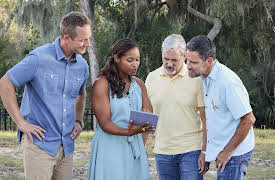 House Hunters: All-Stars: To Build or Buy in Florida