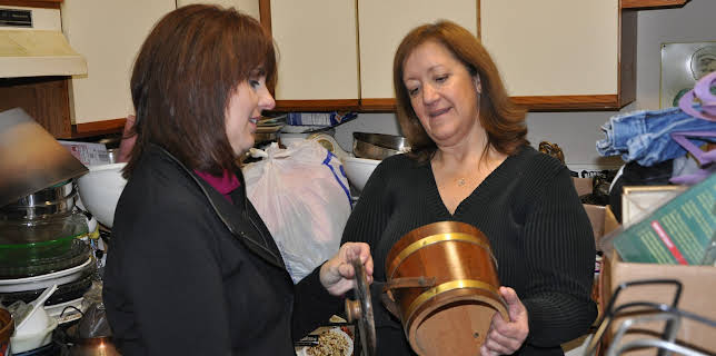 06:25: Hoarding: Buried Alive (S2 E18) (S2) | TLC | 2/27 2026