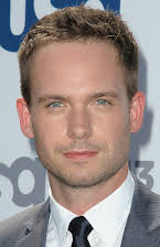 Patrick J. Adams als 