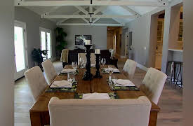 House Hunters: Big Houses Volume 1: Phoenix Wow Factor