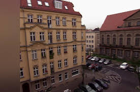 House Hunters International, Season 28: A Bachelor Buys in Berlin