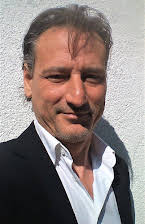 Alberto Esparza as 