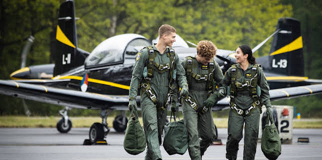 02:00: High-Flyers | ZDFneo | 2/10 2026