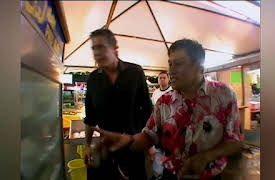 Anthony Bourdain: No Reservations Volume 1: Malaysia (Into the Jungle)