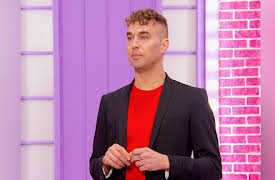 Canada's Drag Race Season 1: Miss Loose Jaw