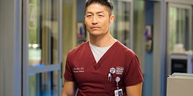 18:15: Chicago Med (S4 E13) (S4) | Viasat Series | 12/19 2025