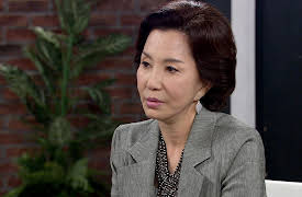 Two Mothers: Two Mothers Episode 19