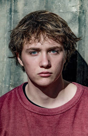 Michelangelo Fortuzzi as 