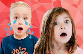 Lively Lewis Show: Lively Lewis Space Travel Hide-and-Seek!