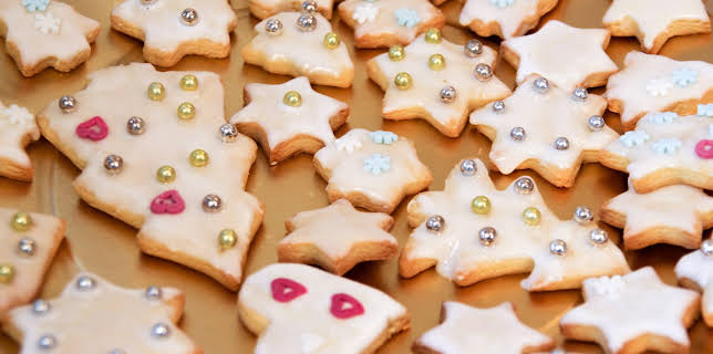 19:15: Vanille, Zimt und Mandelsplitter - Weihnachtsbäckerei in Europa | 3SAT | 12/26 2025