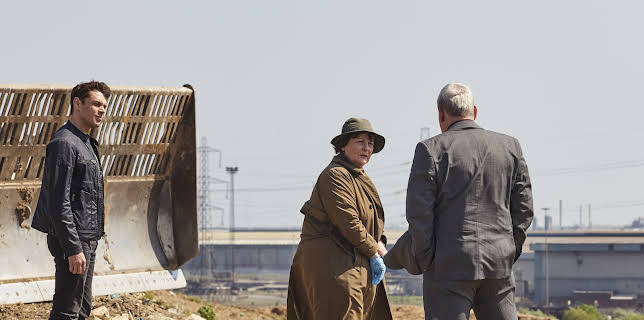 23:40: Vera (S9 E1) (S9) | VOX | 3/22 2026