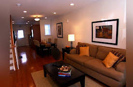 House Hunters: Volume 1: Room Service in Philadelphia