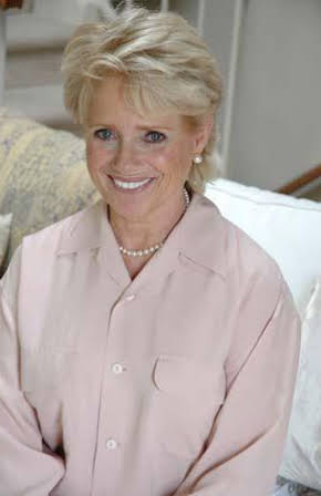 Jennifer Darling as (voice)