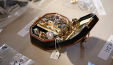 Bagasjekrigen (S1 E6)