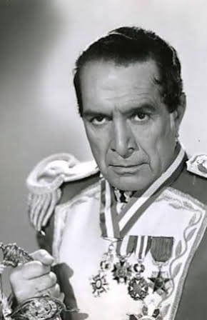 J. Carrol Naish as Gen. Antonio Lopez de Santa Ana