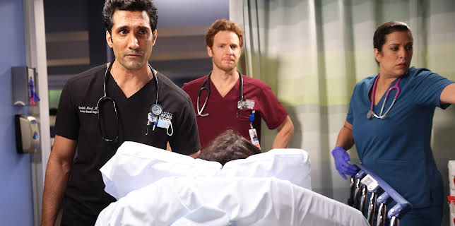 18:15: Chicago Med (S7 E1) (S7) | Viasat Series | 2/23 2026