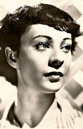 Sylvia Bataille as 