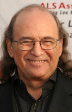 Joel Zwick som Director