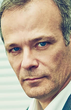 Brontis Jodorowsky as 