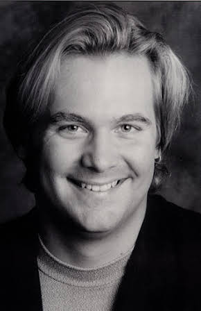 Fleet Cooper as Clinton