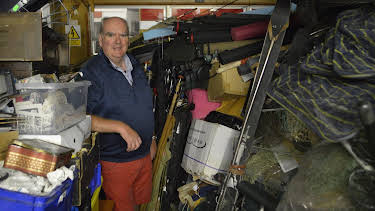 12:50: På skattejakt i Yorkshire: Fiskesneller og modelltog | NRK 1 | 4/3 2026